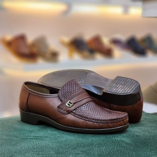 صورة جزمه رسمي ايطالي مديل ق17